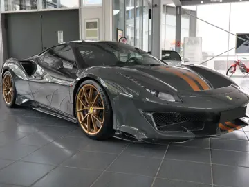 Ferrari 488 Pista DCT Carbon-Exterior TwoTonePaint