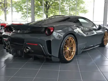 Ferrari 488 Pista DCT Carbon-Exterior TwoTonePaint