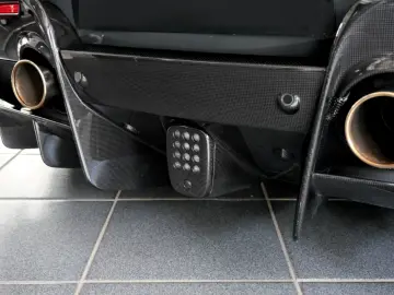 Ferrari 488 Pista DCT Carbon-Exterior TwoTonePaint