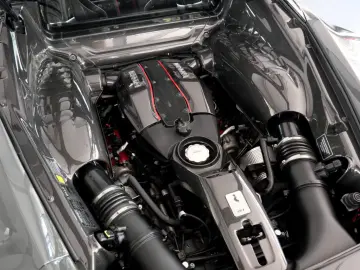 Ferrari 488 Pista DCT Carbon-Exterior TwoTonePaint