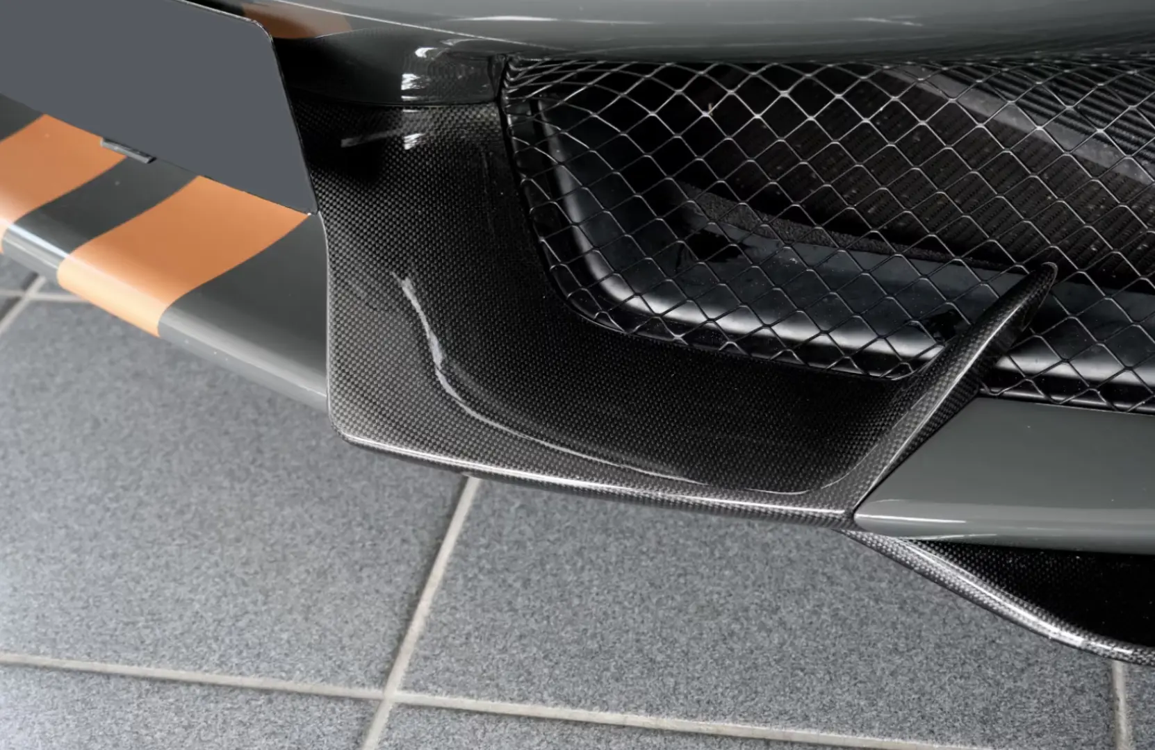 Ferrari 488 Pista DCT Carbon-Exterior TwoTonePaint