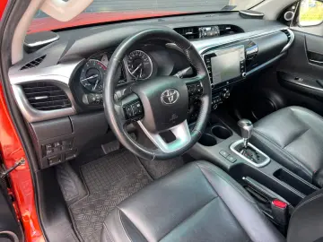 Hilux Executive VIP 2.8 D-4D 4X4  ROLL  AHK