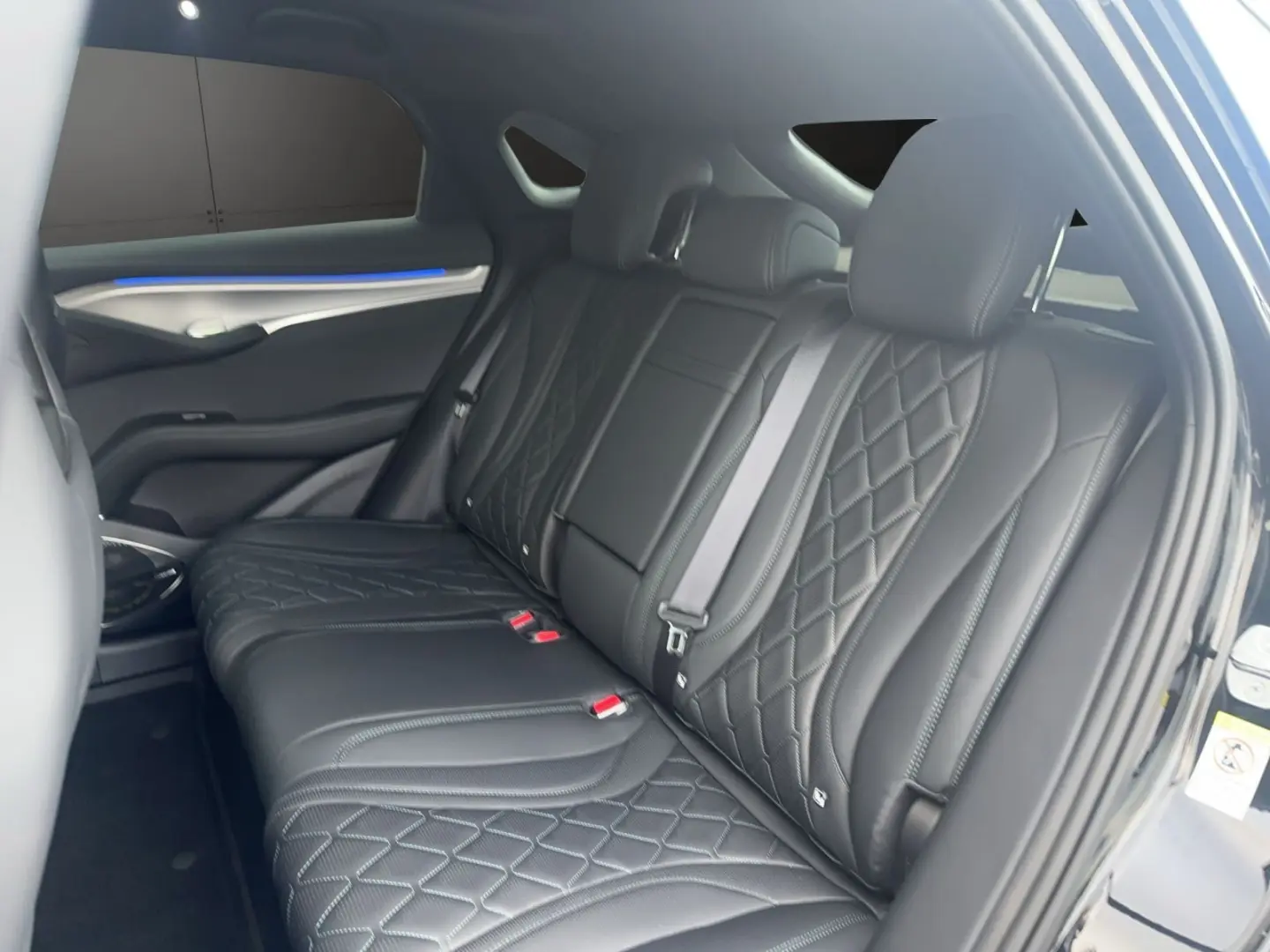 Sealion 7 Excellence AWD; Navi Pano ACC 360Kamer