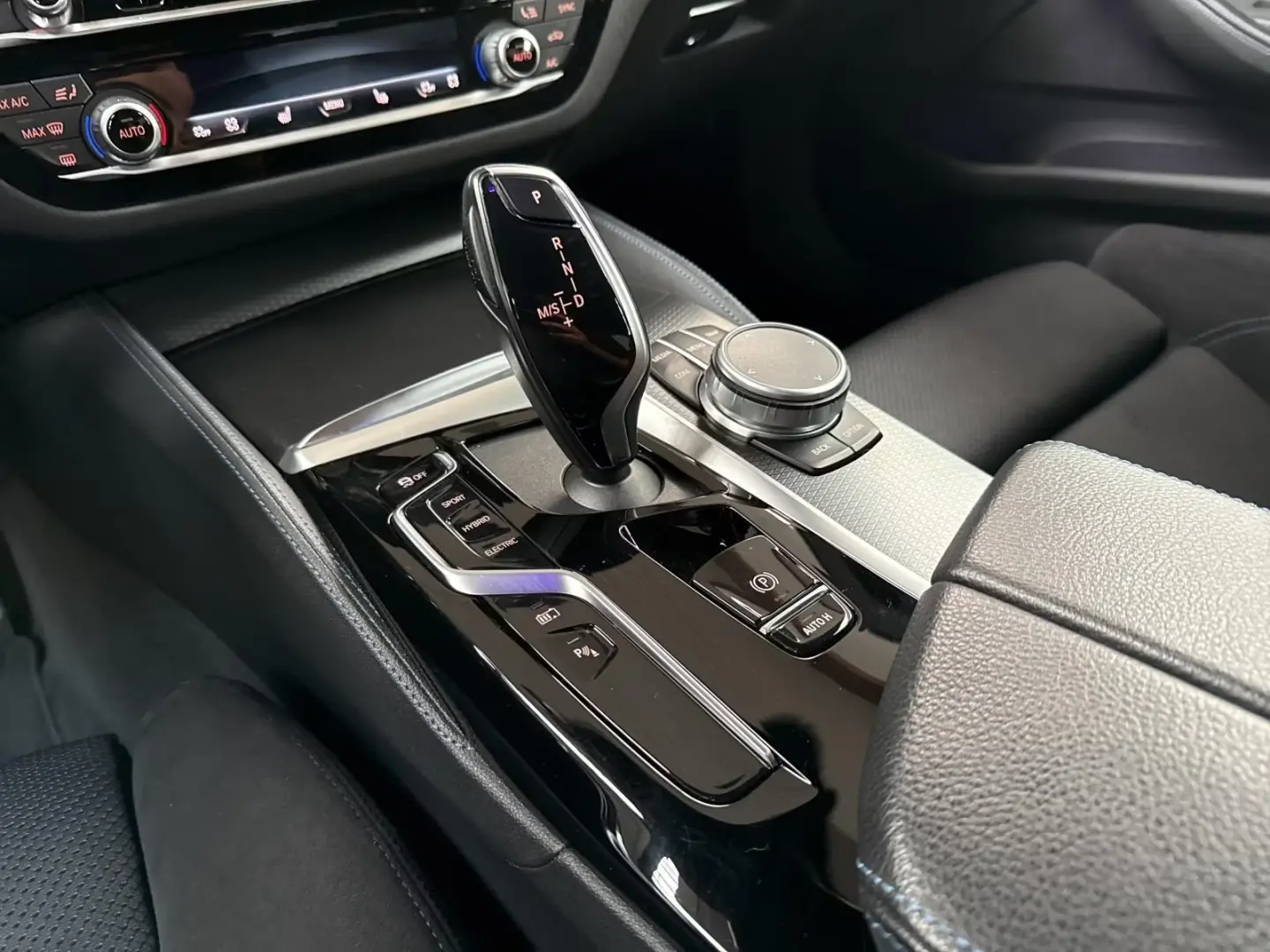 BMW 520 e M Sport HiFi Scaun sport
