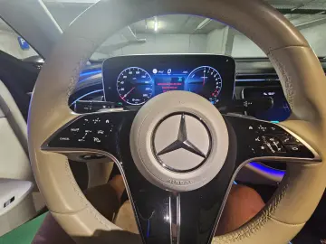 Mercedes-Benz E 400