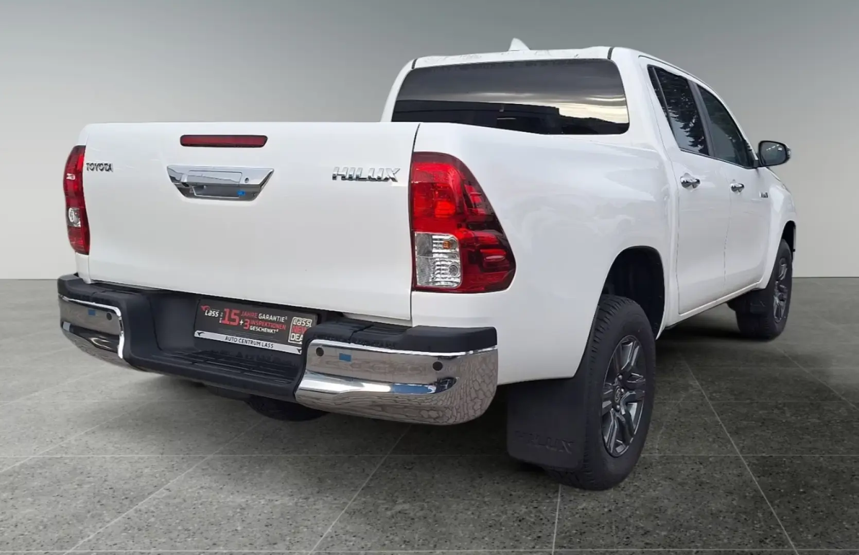 Toyota Hilux 2.8 Double Cab Comfort  Allrad Kamera Navi