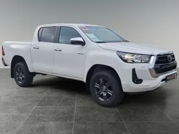 Toyota Hilux 2.8 Double Cab Comfort  Allrad Kamera Navi