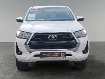 Toyota Hilux 2.8 Double Cab Comfort  Allrad Kamera Navi