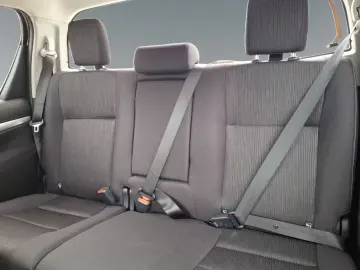 Toyota Hilux 2.8 Double Cab Comfort  Allrad Kamera Navi