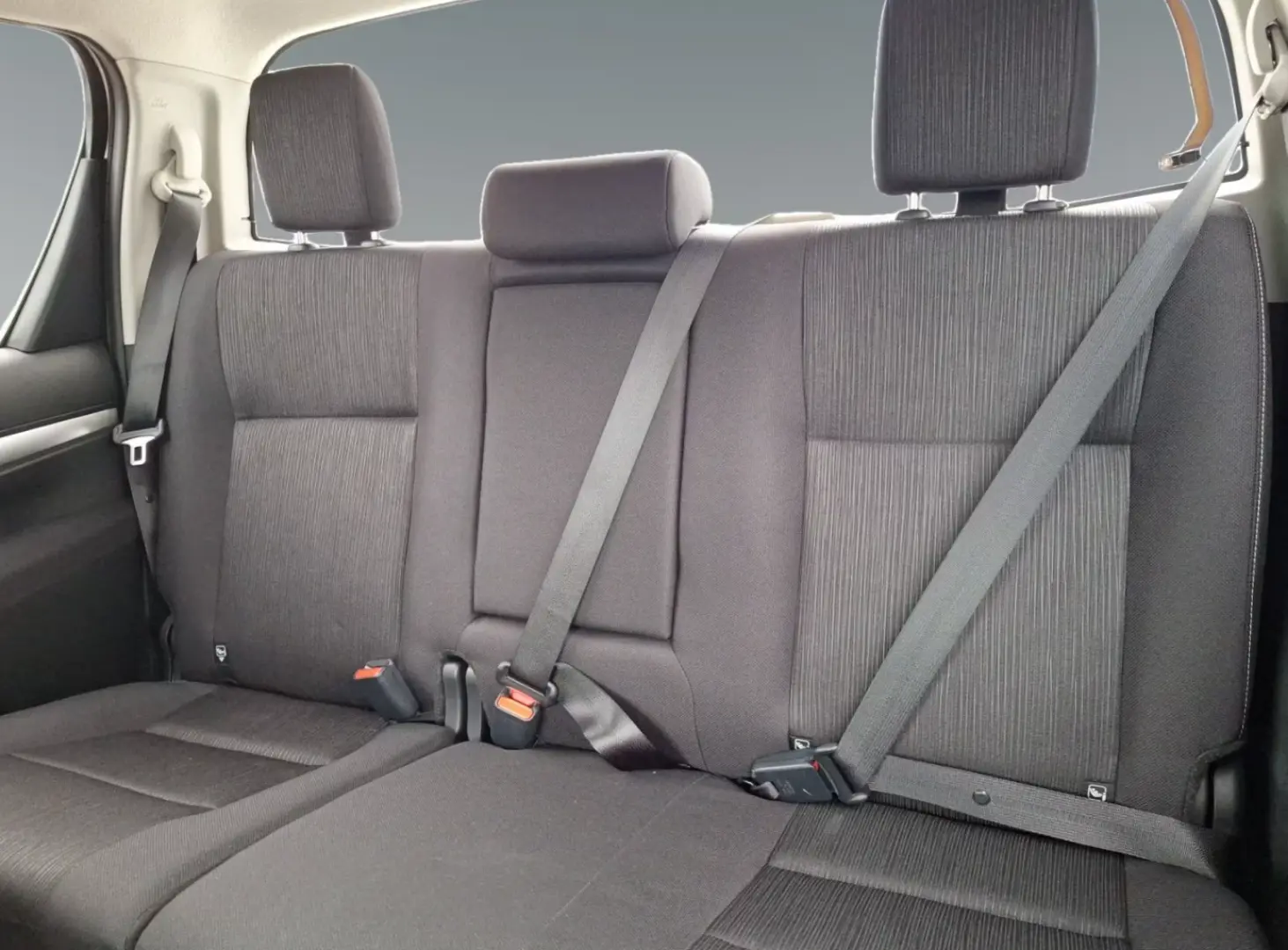 Toyota Hilux 2.8 Double Cab Comfort  Allrad Kamera Navi