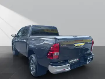 Toyota Hilux 2.8 Double Cab 4x4 Navi Safety Sense