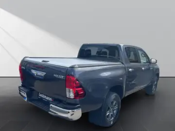 Toyota Hilux 2.8 Double Cab 4x4 Navi Safety Sense