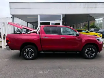Toyota Hilux 2.8 D-4D DOUBLE CABINE AUTO 4x4