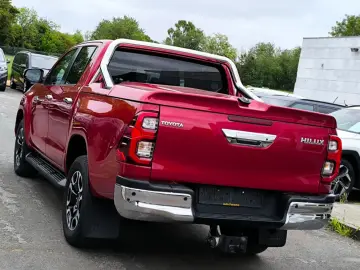 Toyota Hilux 2.8 D-4D DOUBLE CABINE AUTO 4x4