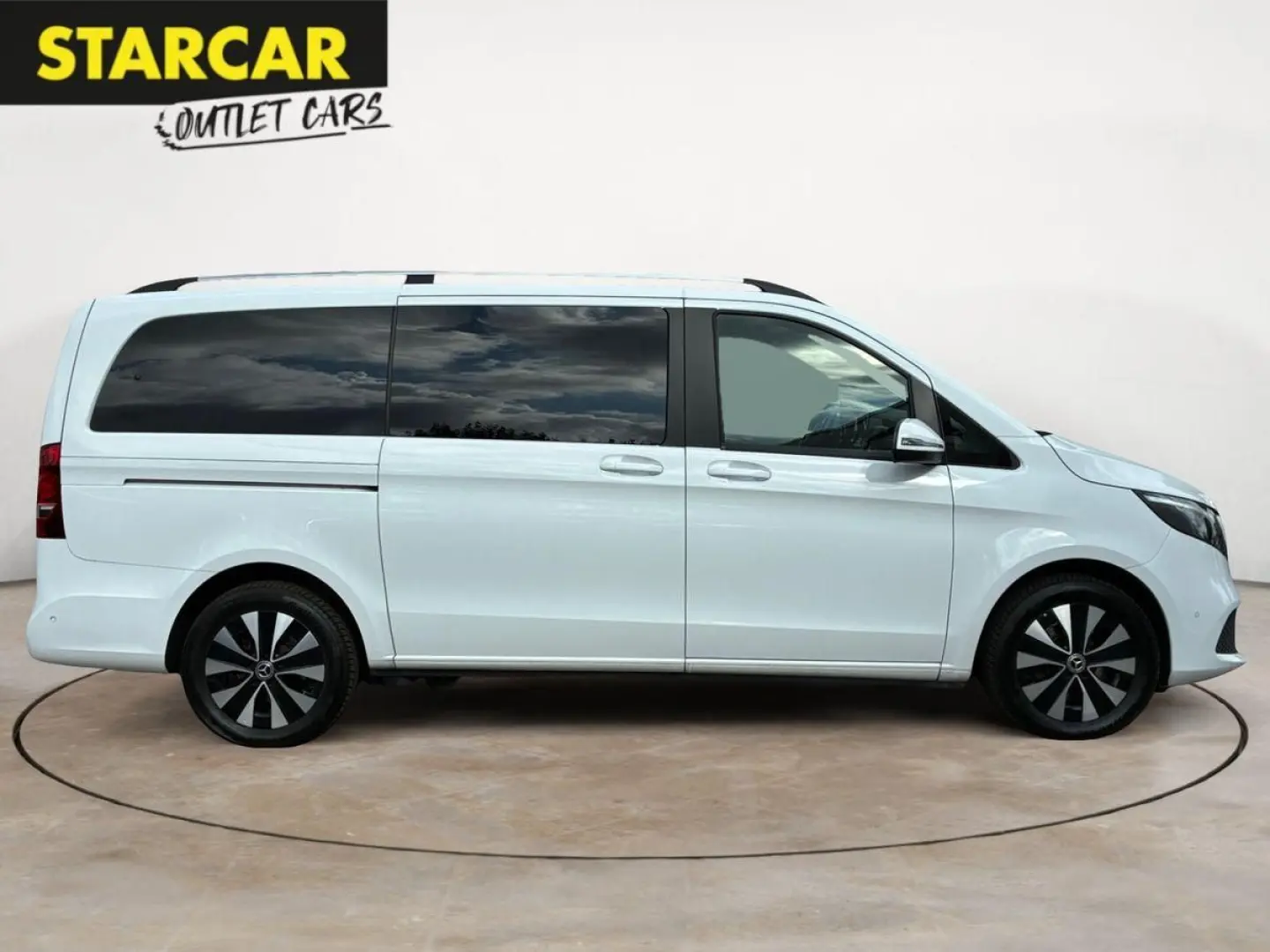 V220d RISE LANG 2.0CDI 8-SITZE AHK PARK-PAKET 17