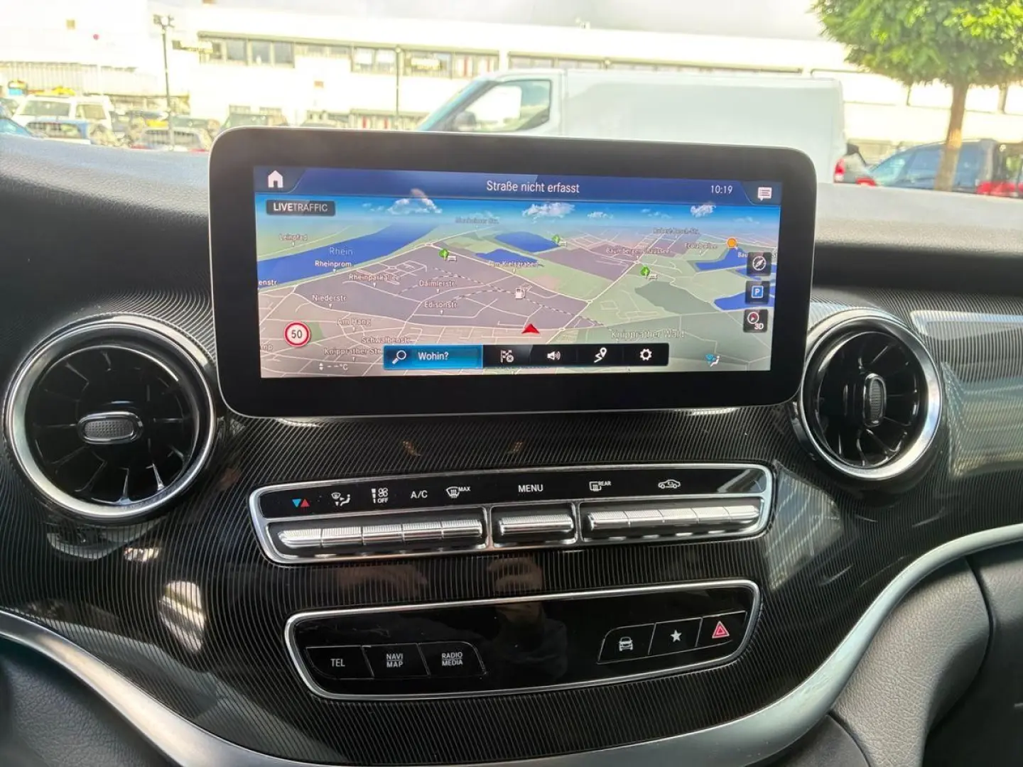 V220d RISE LANG 2.0CDI 8-SITZE AHK PARK-PAKET 17