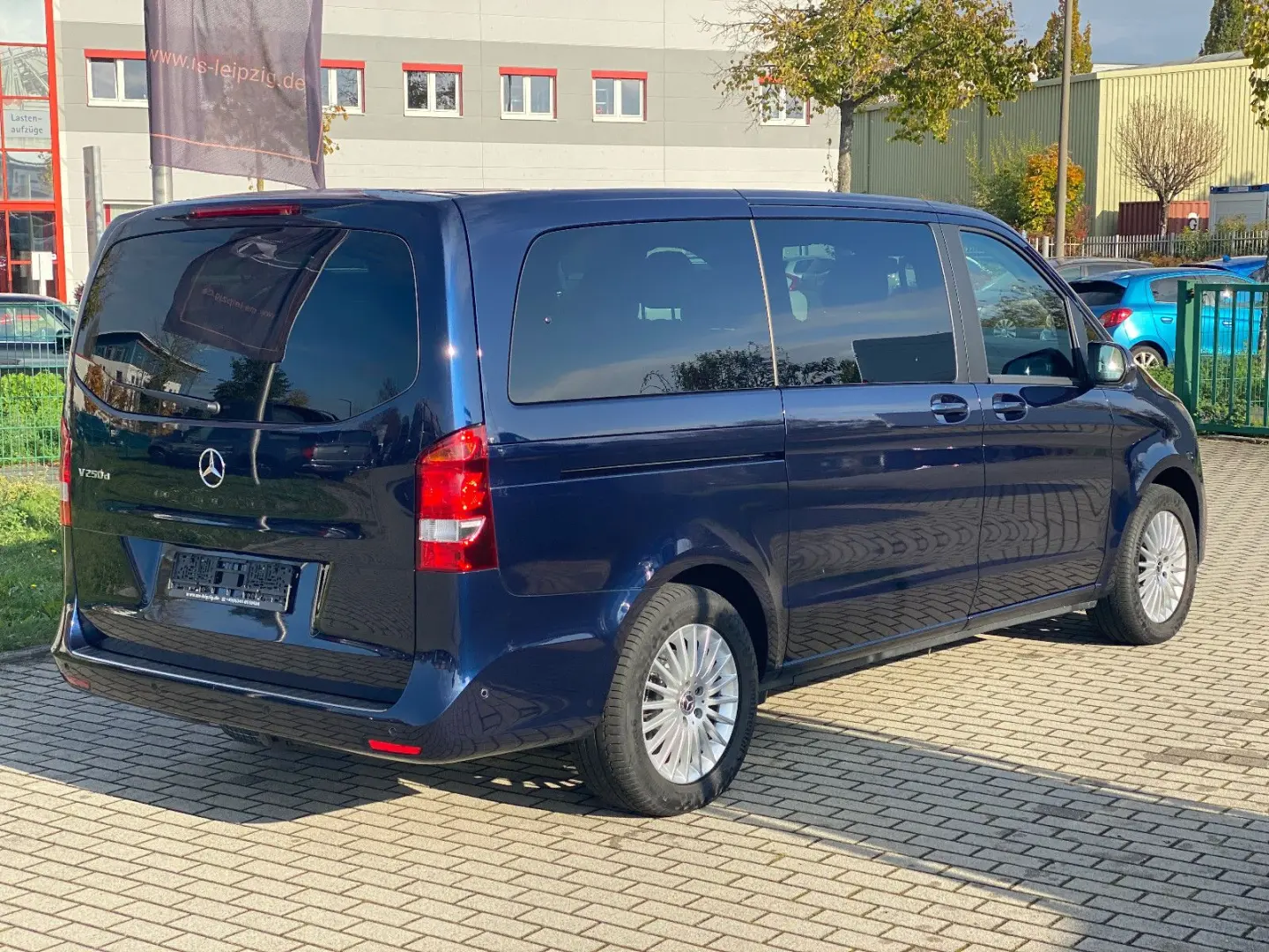 V 250 d Edition lang 8xSitze Navi Kamera AHK