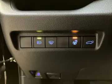 RAV 4 2.5 Hybrid Business Edition