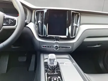 XC60 B4 B Plus Dark AHK  NAVI  KAMERA  SHZ