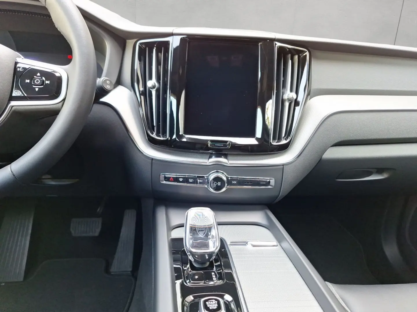 XC60 B4 B Plus Dark AHK  NAVI  KAMERA  SHZ