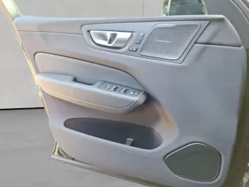 XC60 B4 B Plus Dark AHK  NAVI  KAMERA  SHZ