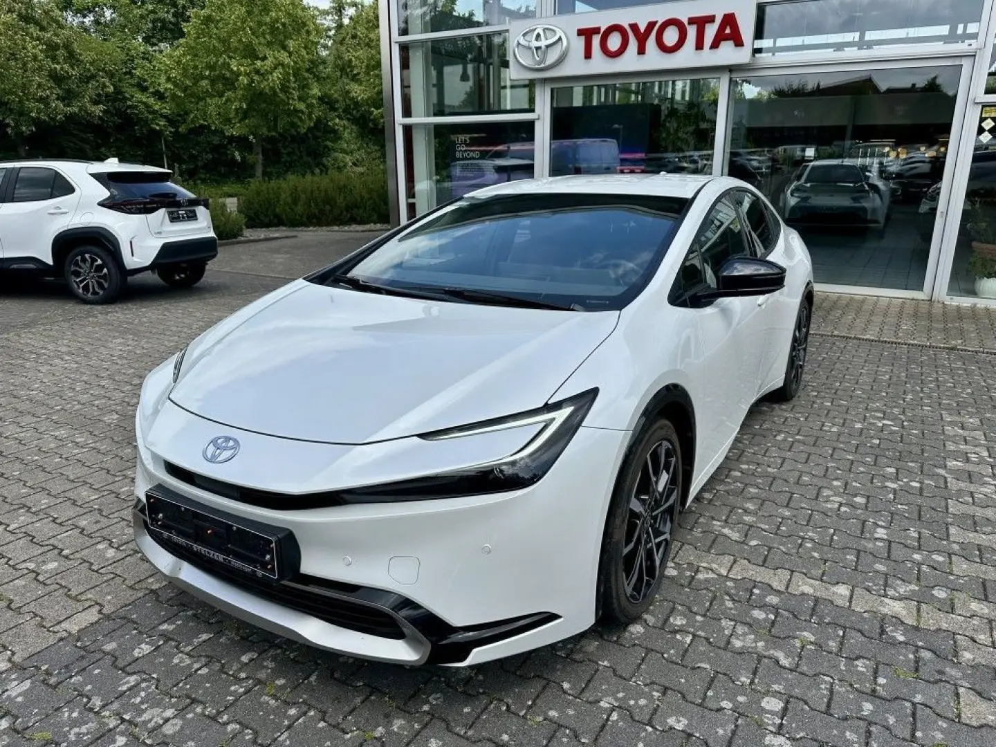 Prius Plug-in Hybrid Executive  Head-Up-Display