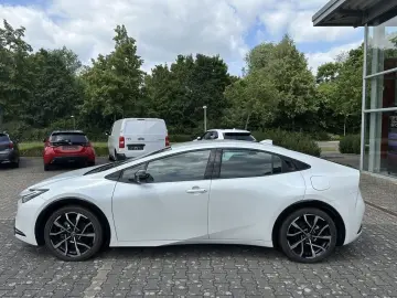 Prius Plug-in Hybrid Executive  Head-Up-Display