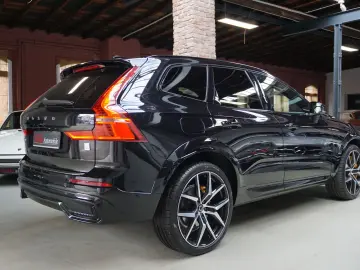 XC60 T8 Polestar B&W Pano 360  Leder HuD 22´