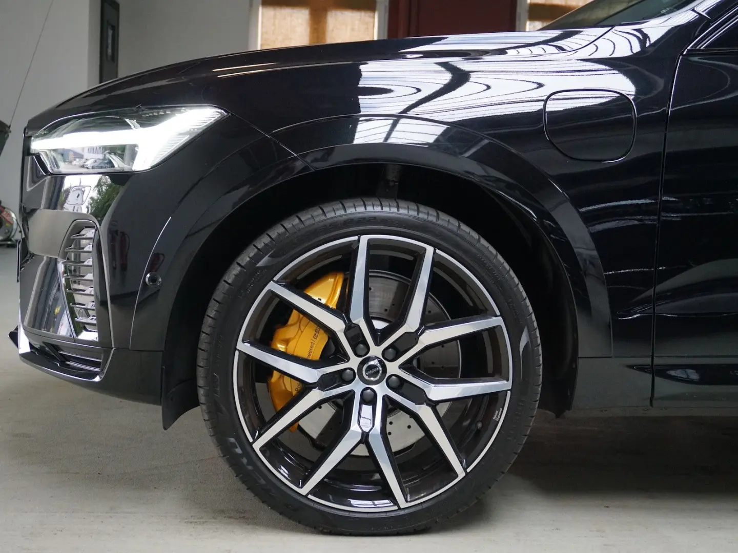 XC60 T8 Polestar B&W Pano 360  Leder HuD 22´