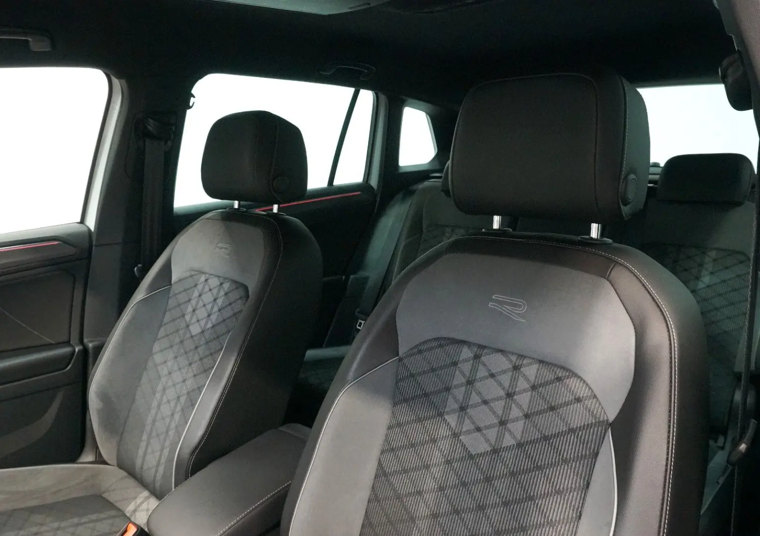 Tiguan R-Line 4Motion ACC IQ 360 HUD LHZ