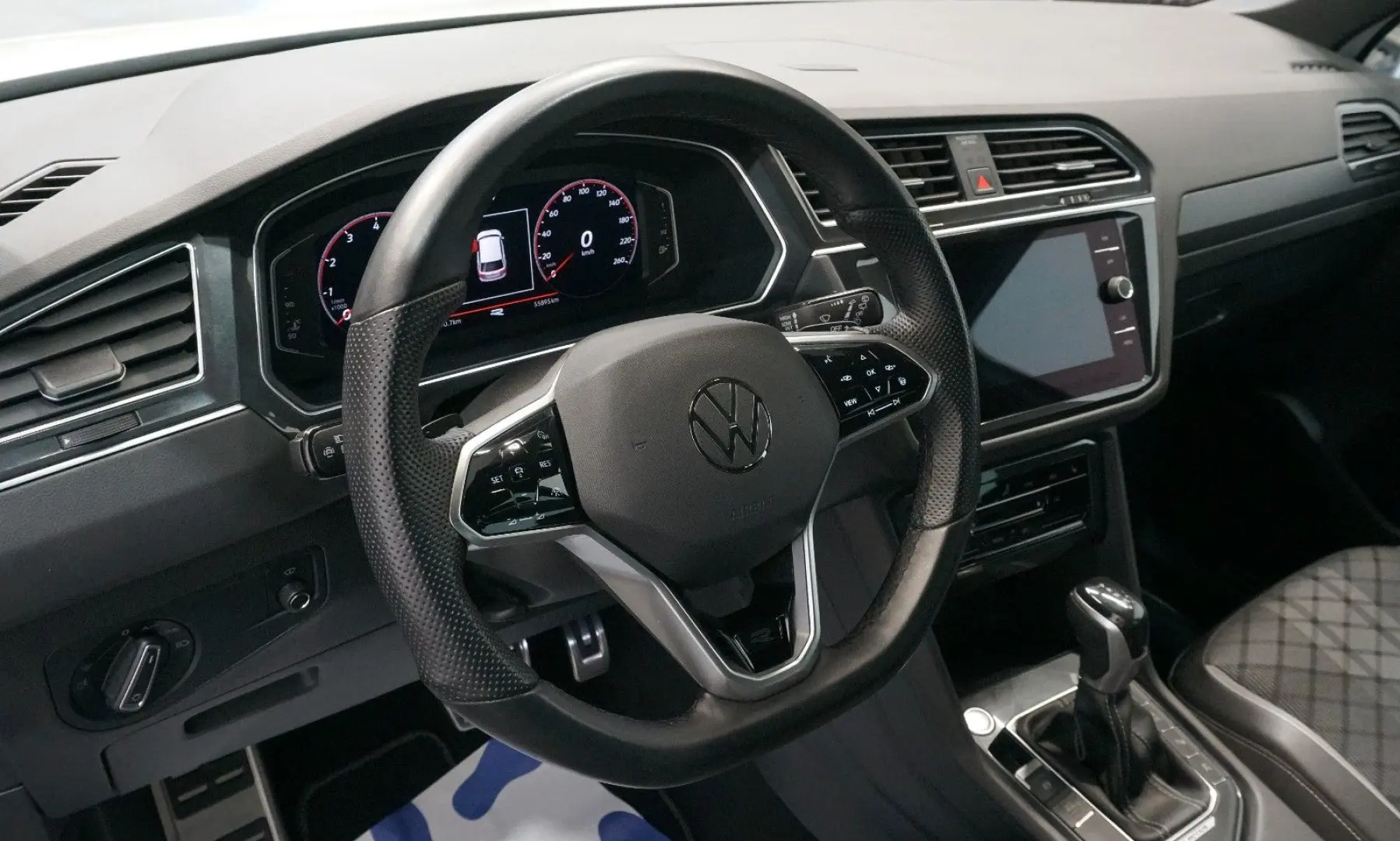 Tiguan R-Line 4Motion ACC IQ 360 HUD LHZ