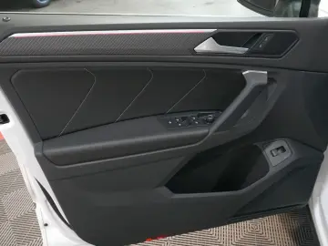 Tiguan R-Line 4Motion ACC IQ 360 HUD LHZ