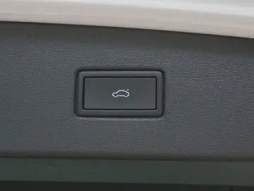 Tiguan R-Line 4Motion ACC IQ 360 HUD LHZ