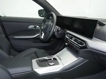 320d Limousine H&K Leder DrivingAssProfessional