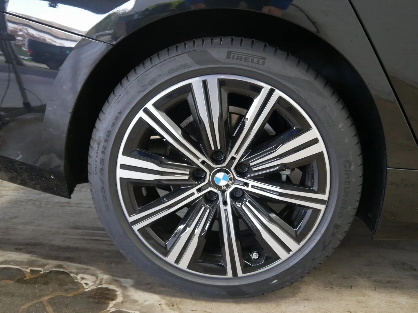 320d Limousine H&K Leder DrivingAssProfessional