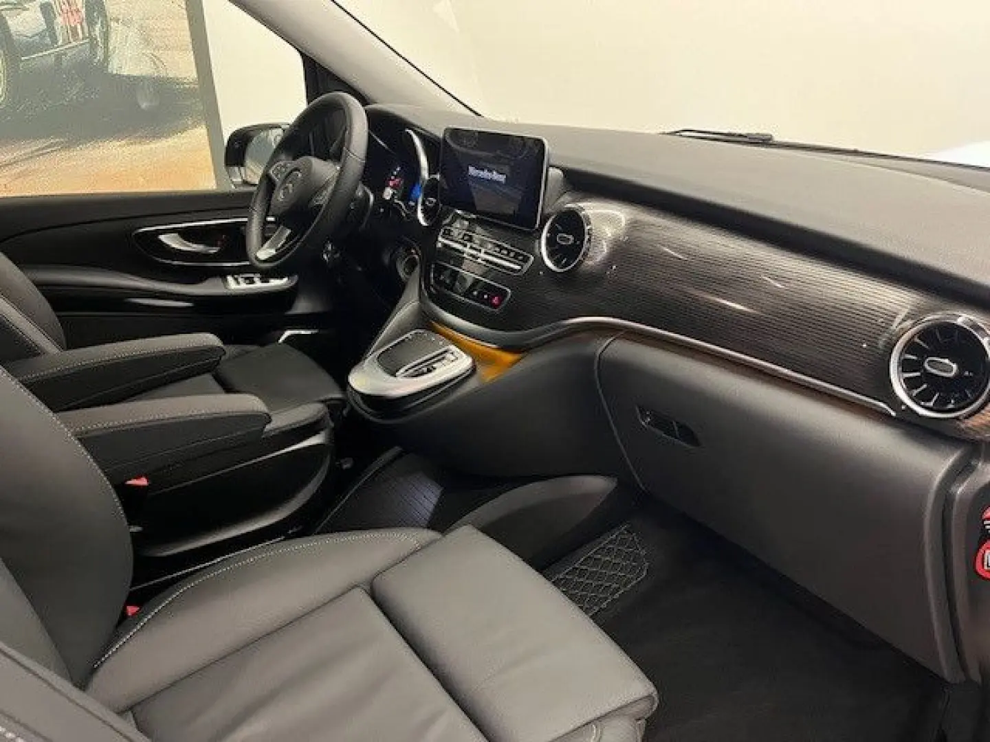 V 300 Avantgarde Edition Sport extralang Leder