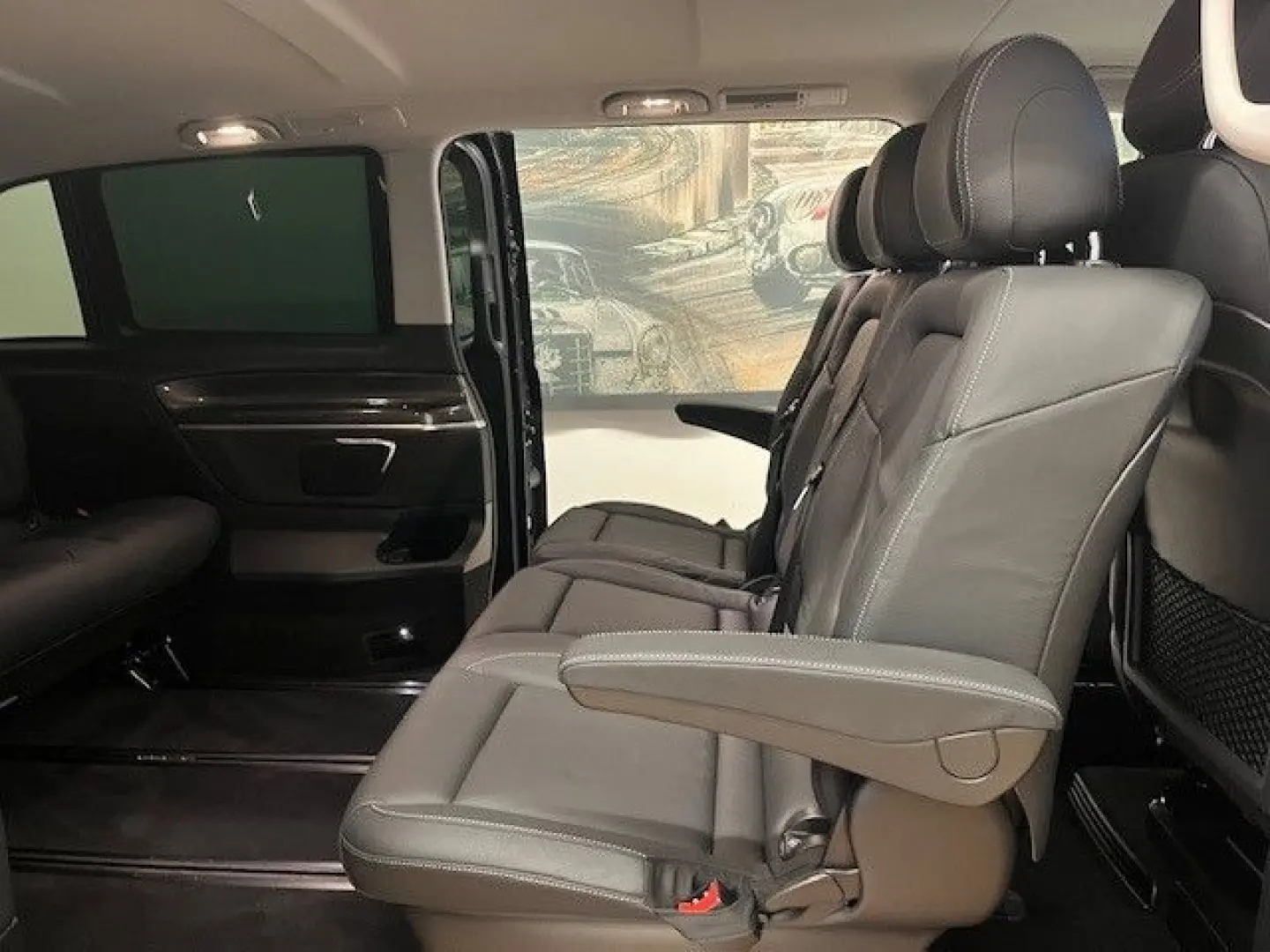 V 300 Avantgarde Edition Sport extralang Leder