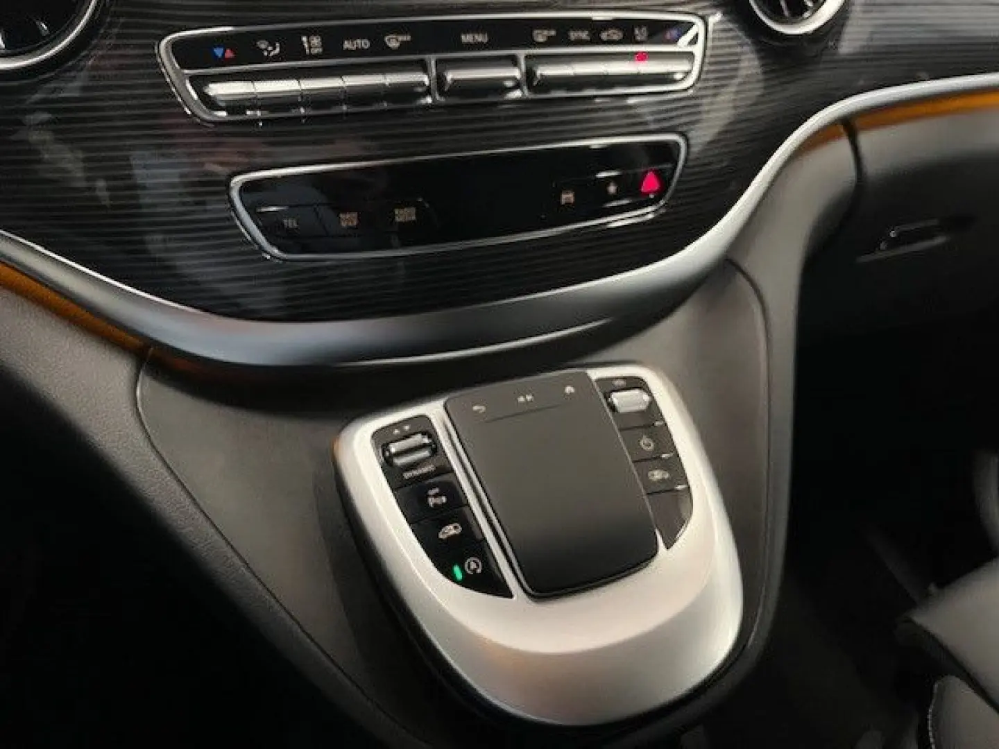 V 300 Avantgarde Edition Sport extralang Leder