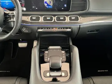 GLE 400 e 4M AMG Line Pano-Dach Distronic Kamera