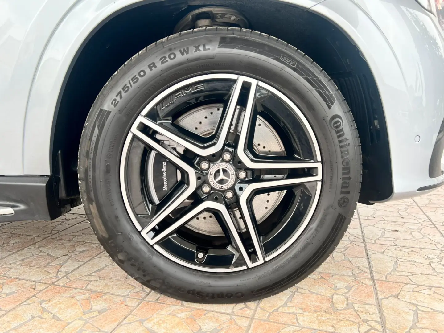 GLE 400 e 4M AMG Line Pano-Dach Distronic Kamera