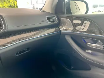 GLE 400 e 4M AMG Line Pano-Dach Distronic Kamera