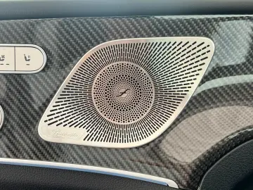 GLE 400 e 4M AMG Line Pano-Dach Distronic Kamera
