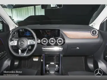 GLA 45 4M  AMG Pano MBeam Distr Memory Sitzklima