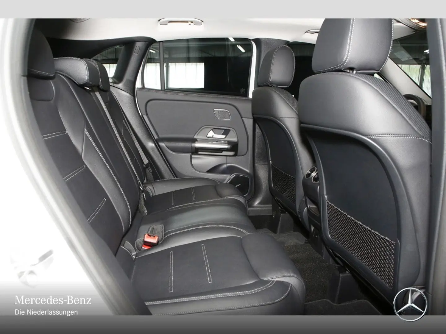 GLA 45 4M  AMG Pano MBeam Distr Memory Sitzklima