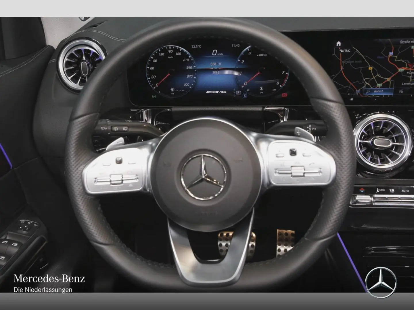 GLA 45 4M  AMG Pano MBeam Distr Memory Sitzklima