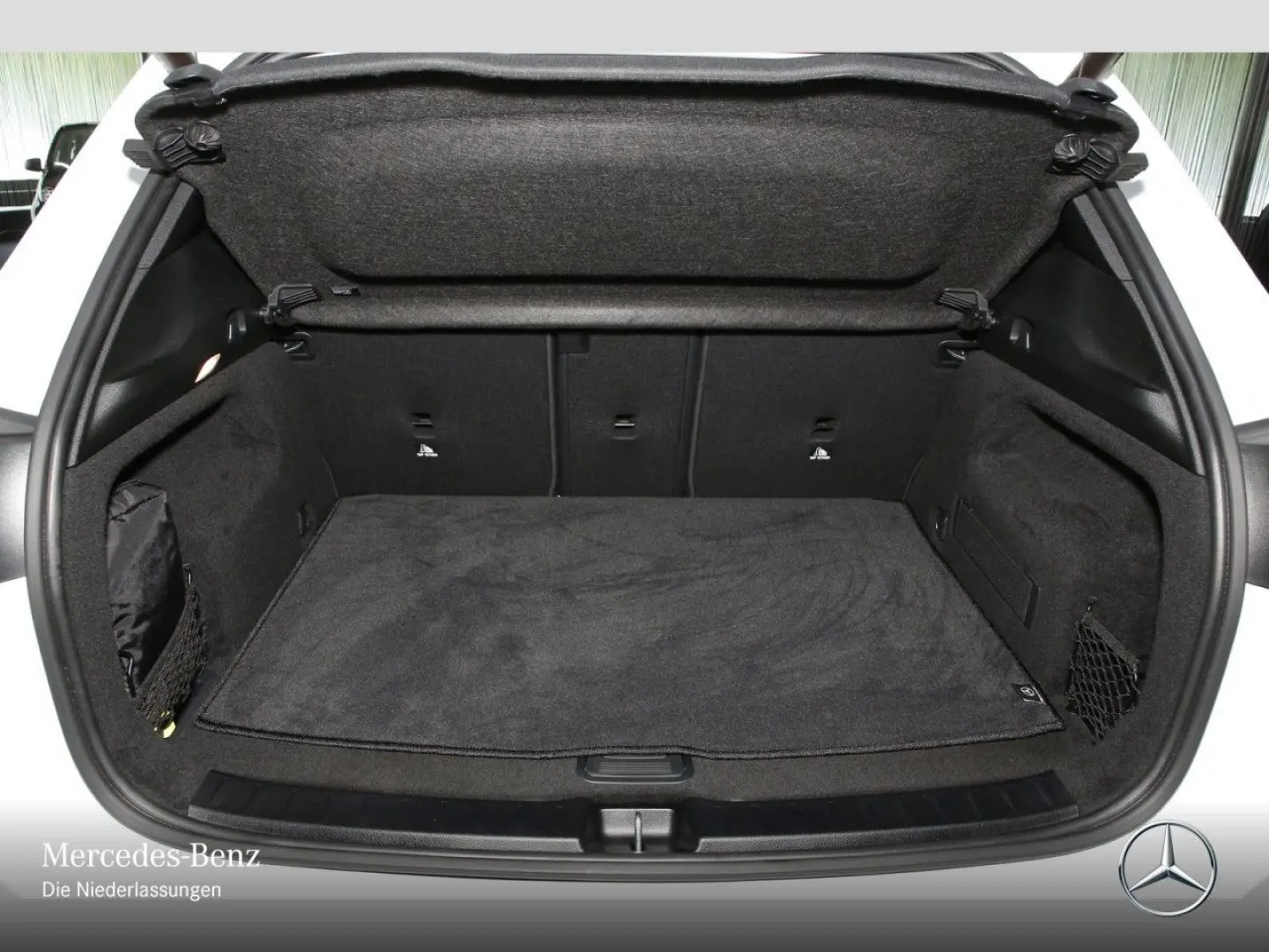 GLA 45 4M  AMG Pano MBeam Distr Memory Sitzklima