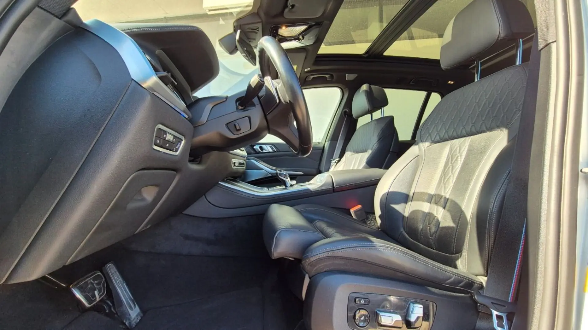 X5 xDrive45e    M-Sport AHK Pano-D Massagesitze