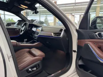 X5 xDrive 40d M Sport PANO-SKY LOUNGE LUFT LASER