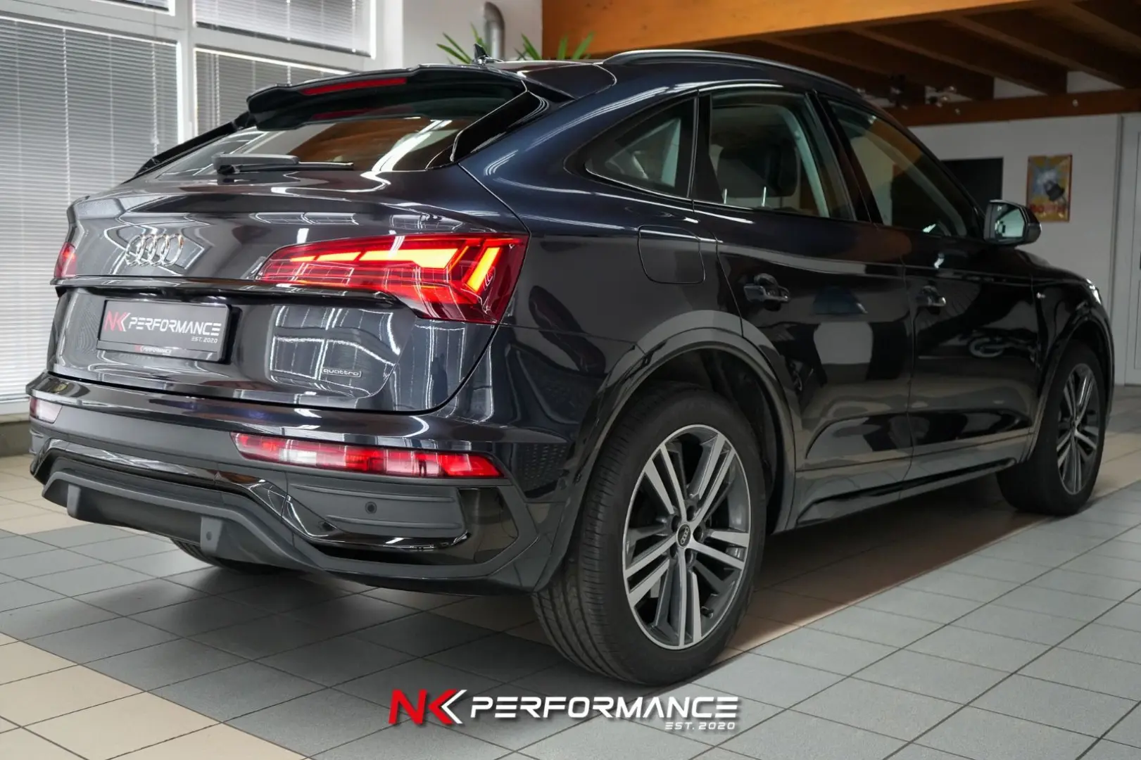 Q5 Sportback 50 TDI quattro S line   PANO   AHK