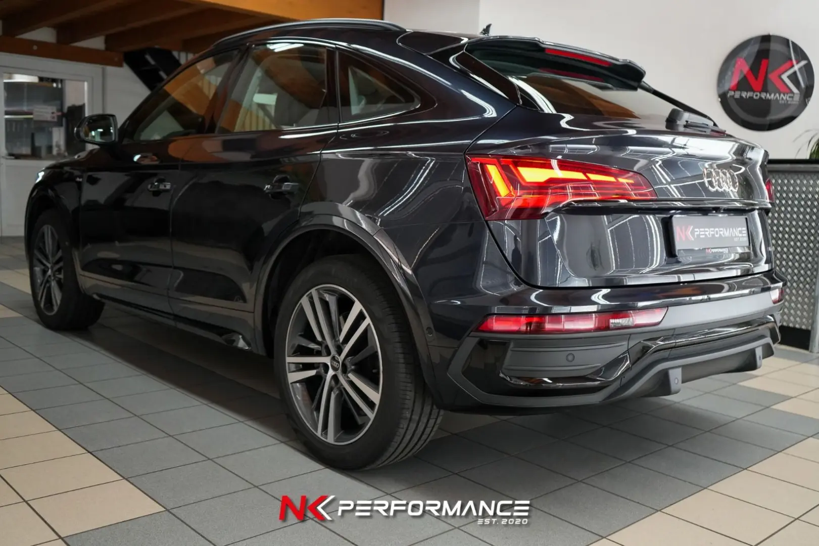 Q5 Sportback 50 TDI quattro S line   PANO   AHK